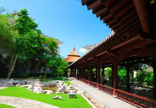 Sanya Yalong Bay Swiss & Mercure Hotels